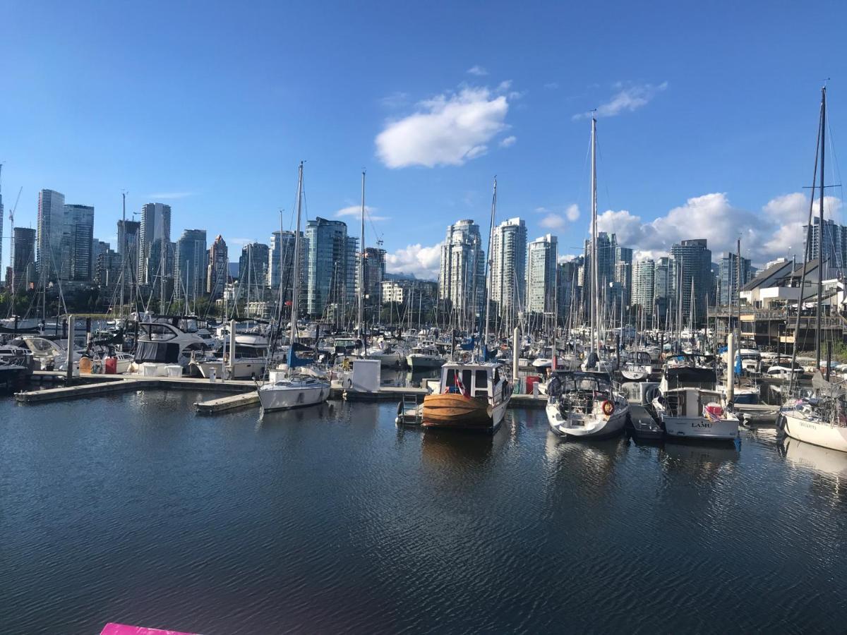 Heart Of Kitsilano Area,5 Mins Walk To Kits Beach,No Share With Other People Stay Vancouver Exteriör bild